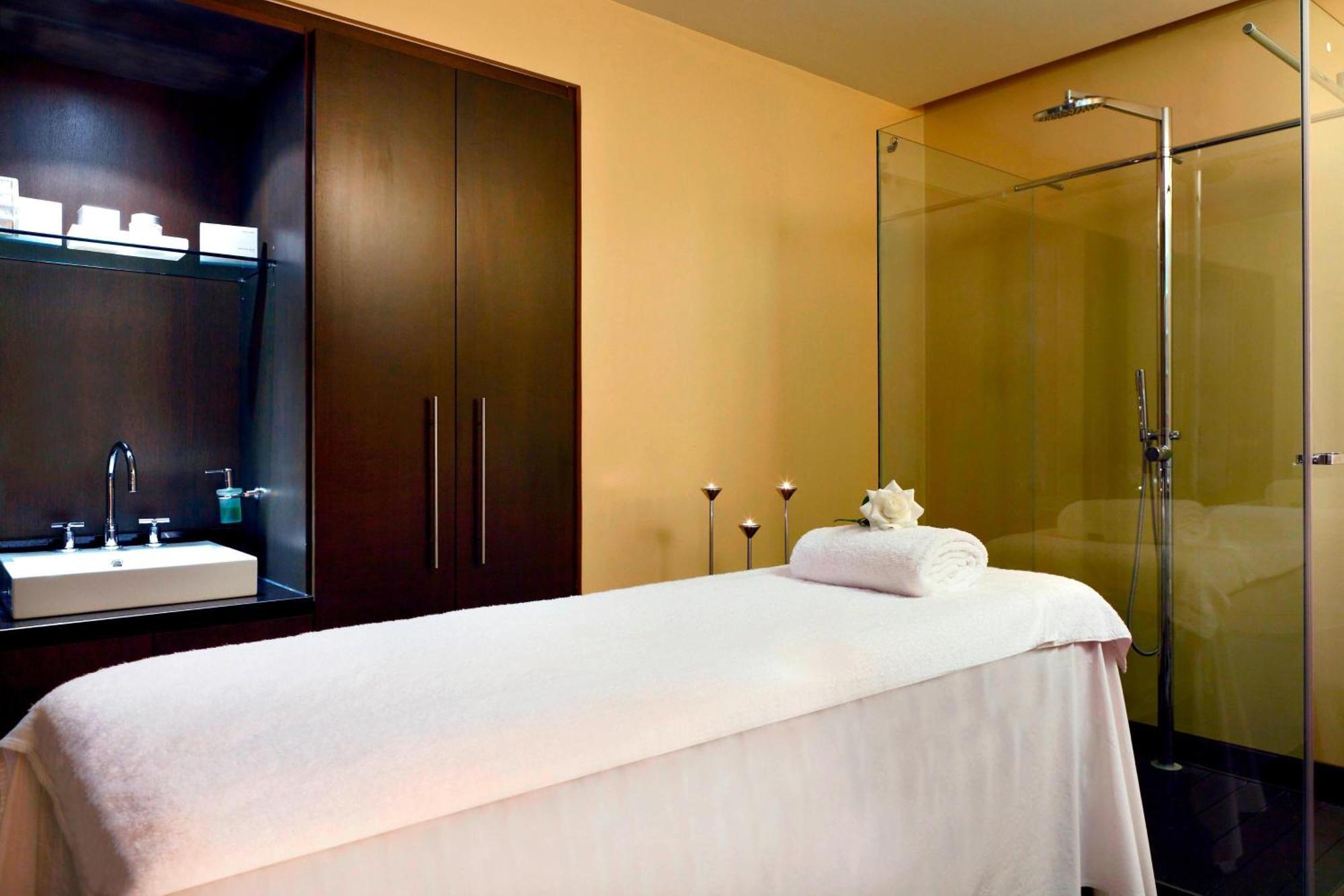 The Westin Chennai Velachery Bagian luar foto