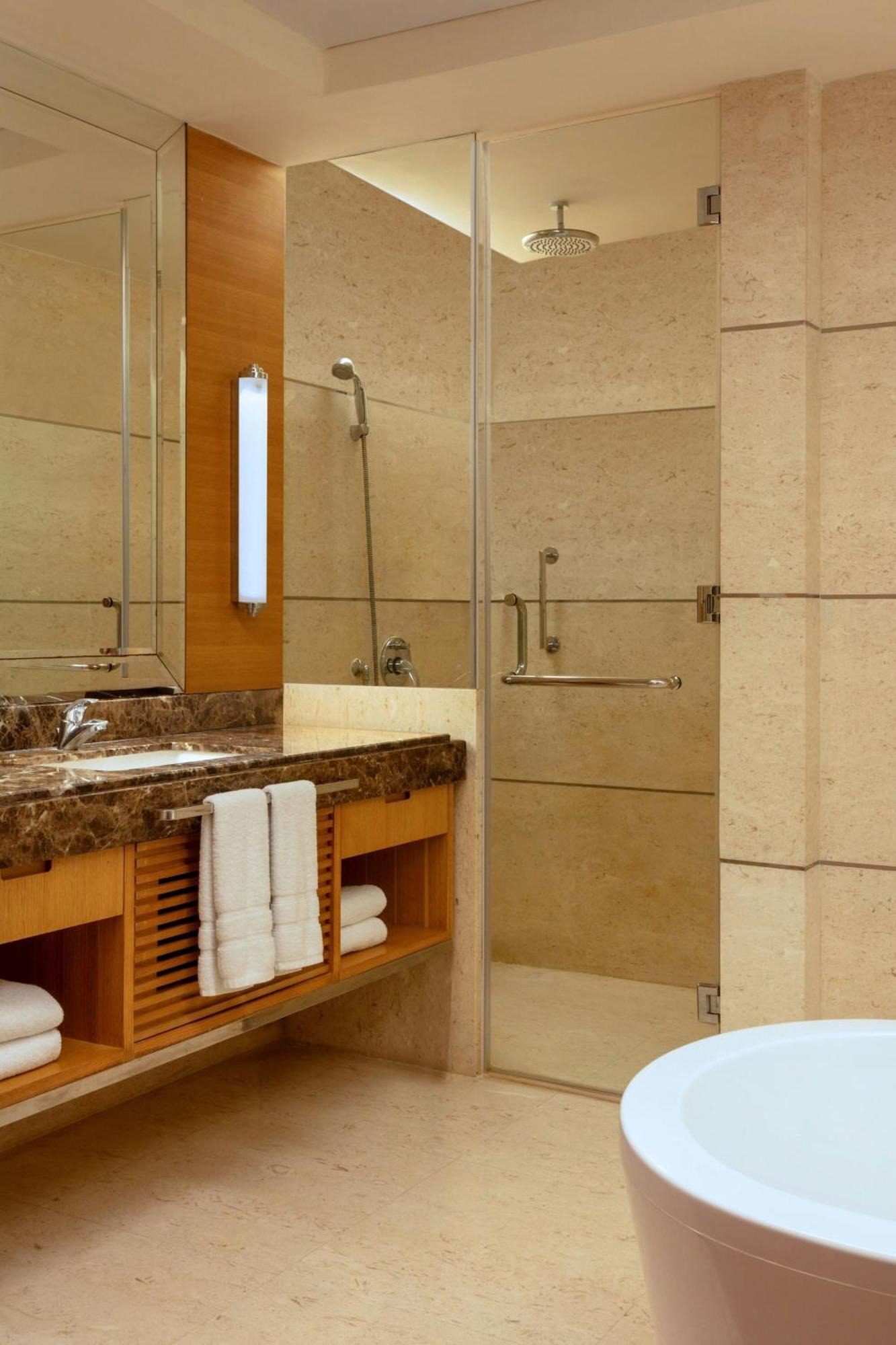 The Westin Chennai Velachery Bagian luar foto